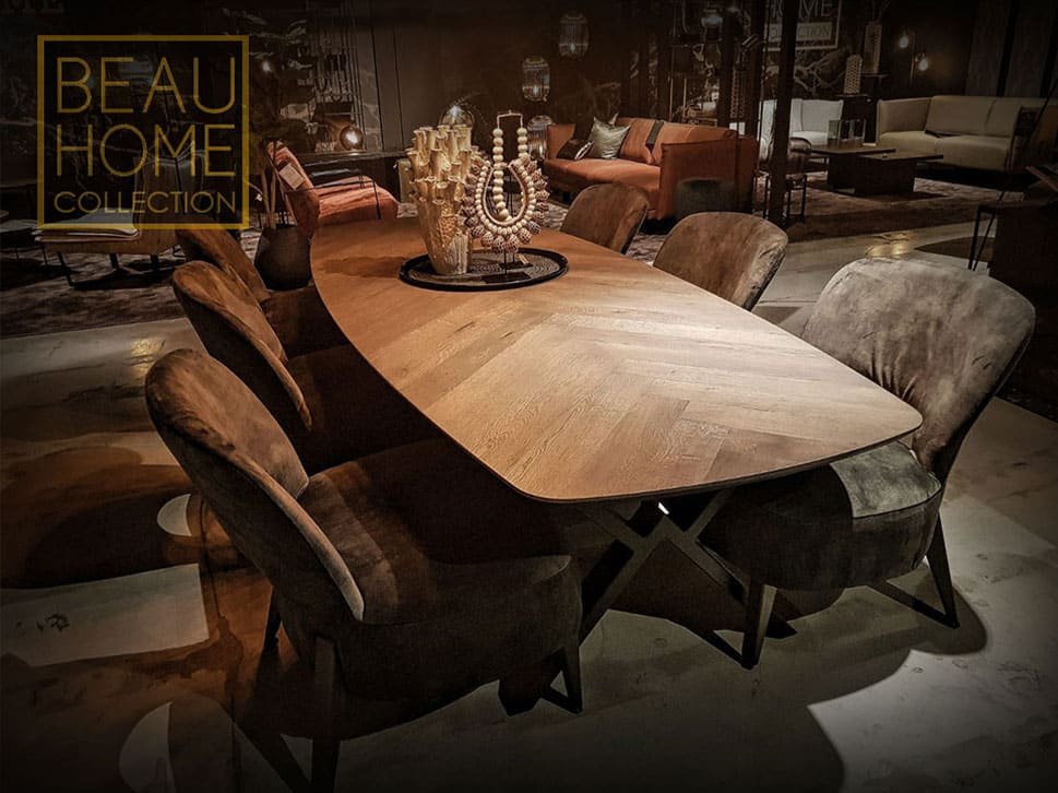 Eetkamertafel Moesel