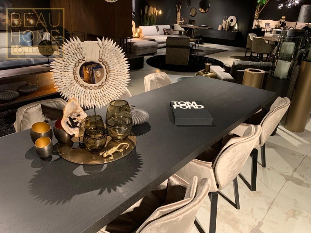 Eetkamertafel Oirschot